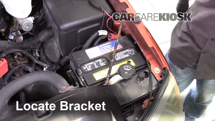 Battery Replacement: 2002-2006 Chevrolet Avalanche 1500 - 2003